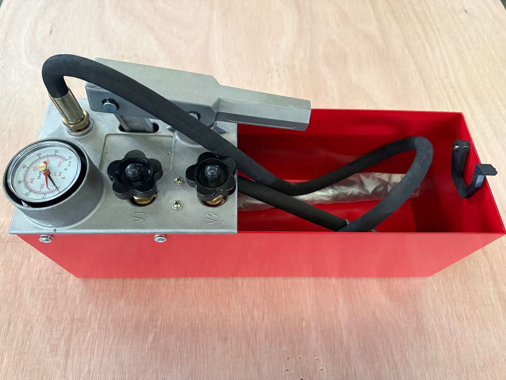 Use And Maintenance of Manual Pressure Testing Pumps